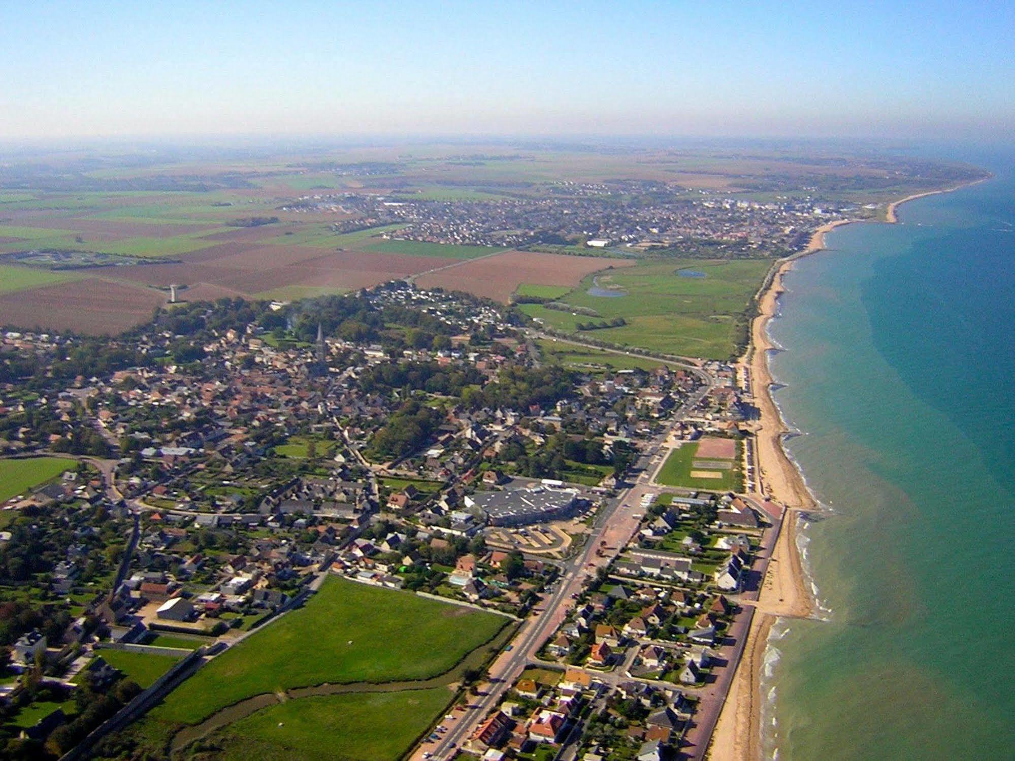 朱诺吉特 - 住宅公寓 Bernières-sur-Mer 外观 照片